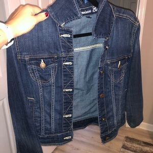 Women’s clothing! Sizes from xs-medium